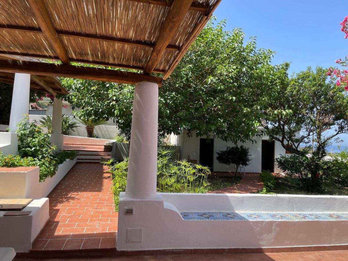 Casa Bouganville Pollara Экстерьер фото