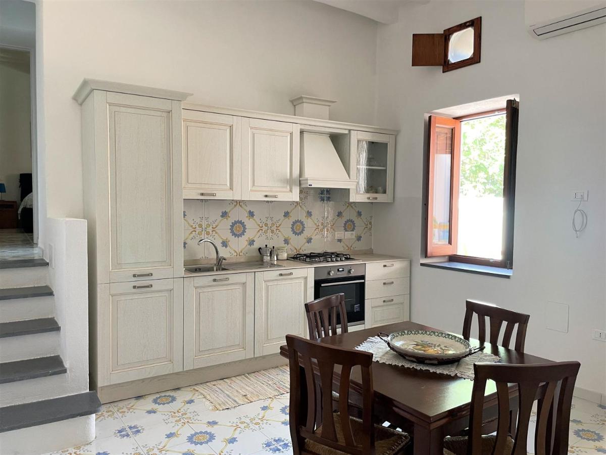 Casa Bouganville Pollara Экстерьер фото