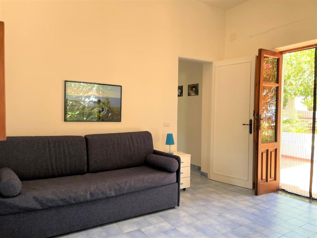 Casa Bouganville Pollara Экстерьер фото